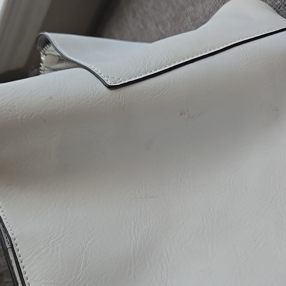 Steve Madden bucket bag - Picture 3 of 6